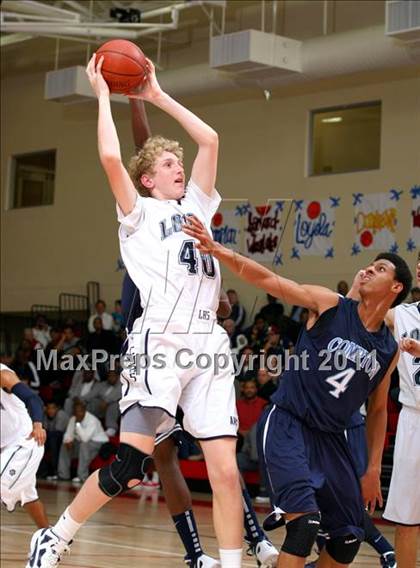 Thumbnail 3 in Compton vs. Loyola (Pacific Shores Tournament) photogallery.