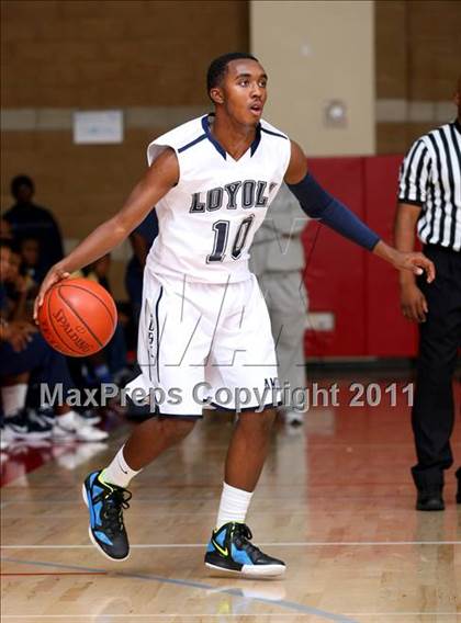 Thumbnail 1 in Compton vs. Loyola (Pacific Shores Tournament) photogallery.