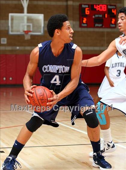 Thumbnail 2 in Compton vs. Loyola (Pacific Shores Tournament) photogallery.