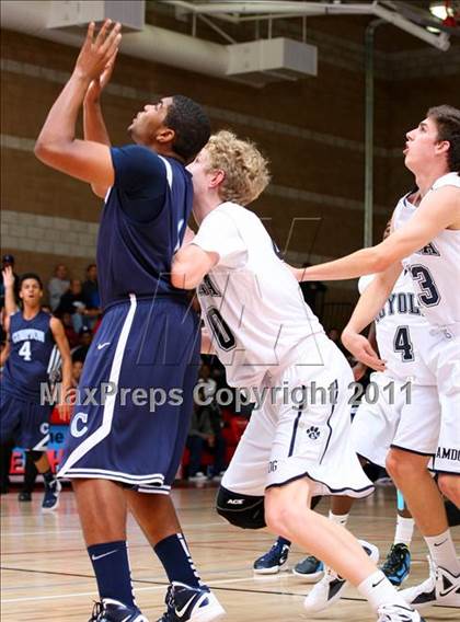 Thumbnail 2 in Compton vs. Loyola (Pacific Shores Tournament) photogallery.