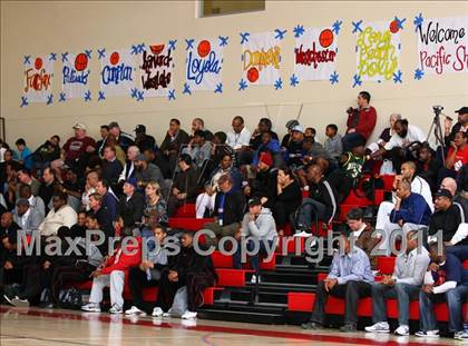 Thumbnail 1 in Compton vs. Loyola (Pacific Shores Tournament) photogallery.