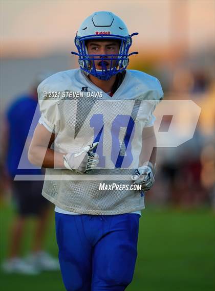 Thumbnail 1 in Mountain Pointe - Mesquite - Maricopa (Scrimmage) photogallery.