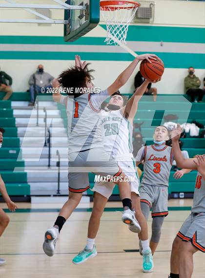 Thumbnail 1 in Lincoln vs Eagle Rock photogallery.