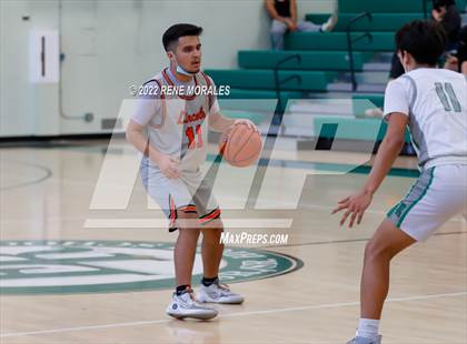 Thumbnail 3 in Lincoln vs Eagle Rock photogallery.
