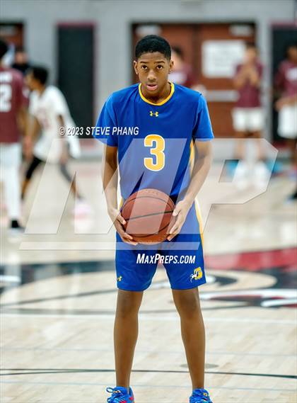 Thumbnail 2 in FR: Grant @ Laguna Creek photogallery.