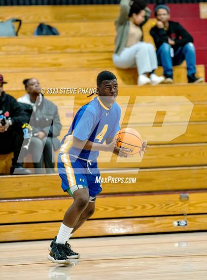 Thumbnail 2 in FR: Grant @ Laguna Creek photogallery.