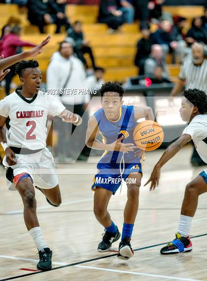 Thumbnail 1 in FR: Grant @ Laguna Creek photogallery.