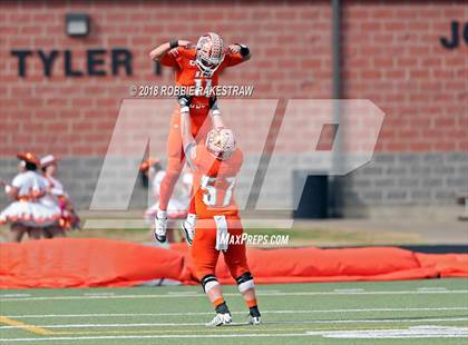 Thumbnail 3 in Kemp vs. Atlanta (UIL 3A Division 1 Region 2 Area) photogallery.
