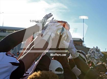 Thumbnail 2 in Kemp vs. Atlanta (UIL 3A Division 1 Region 2 Area) photogallery.