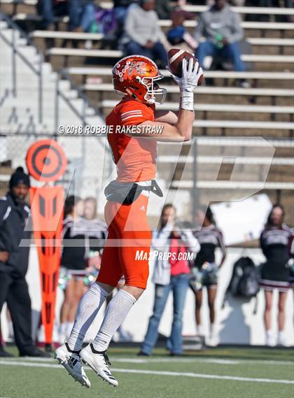 Thumbnail 3 in Kemp vs. Atlanta (UIL 3A Division 1 Region 2 Area) photogallery.