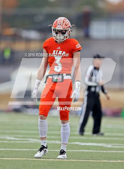 Thumbnail 1 in Kemp vs. Atlanta (UIL 3A Division 1 Region 2 Area) photogallery.