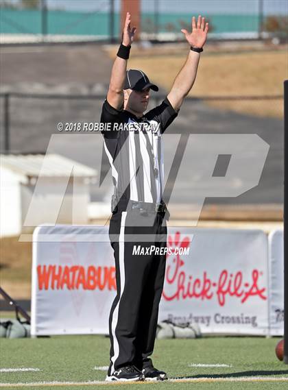 Thumbnail 1 in Kemp vs. Atlanta (UIL 3A Division 1 Region 2 Area) photogallery.
