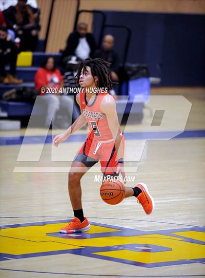Thumbnail 1 in Iona Prep vs. Jefferson (Empire Invitational) photogallery.