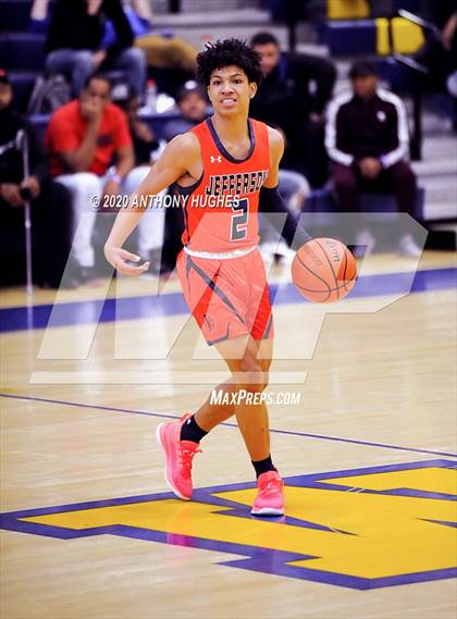 Thumbnail 3 in Iona Prep vs. Jefferson (Empire Invitational) photogallery.