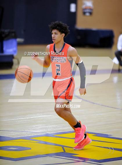 Thumbnail 2 in Iona Prep vs. Jefferson (Empire Invitational) photogallery.