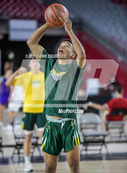Thumbnail 3 in Damien vs Mater Dei (Section 7 Arizona Tournament) photogallery.