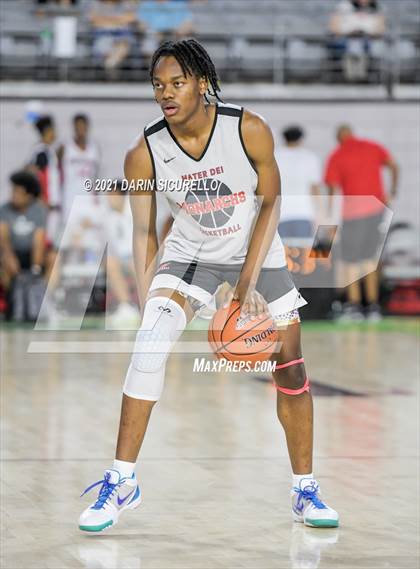 Thumbnail 1 in Damien vs Mater Dei (Section 7 Arizona Tournament) photogallery.