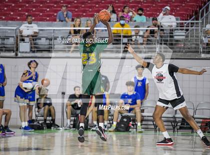 Thumbnail 2 in Damien vs Mater Dei (Section 7 Arizona Tournament) photogallery.