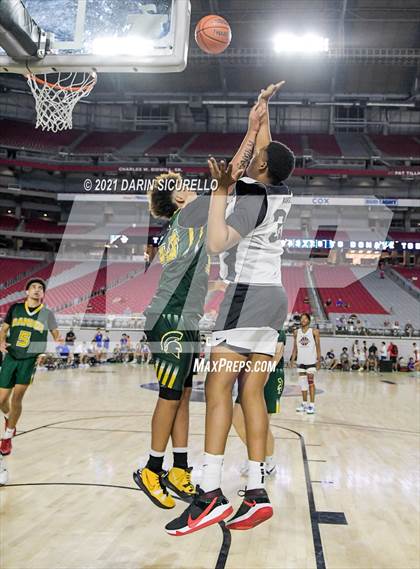Thumbnail 3 in Damien vs Mater Dei (Section 7 Arizona Tournament) photogallery.
