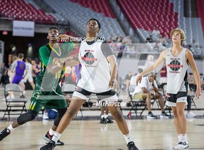 Thumbnail 2 in Damien vs Mater Dei (Section 7 Arizona Tournament) photogallery.