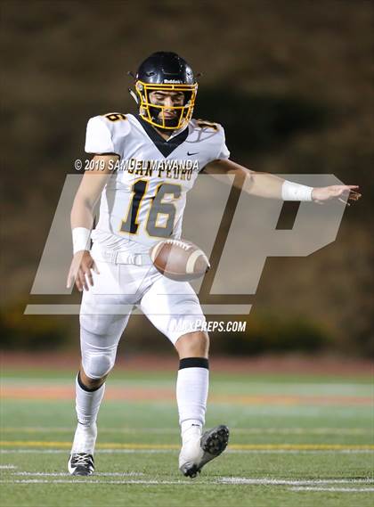 Thumbnail 1 in Sierra Canyon vs  San Pedro	 photogallery.