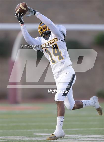 Thumbnail 2 in Sierra Canyon vs  San Pedro	 photogallery.