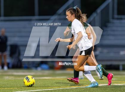 Thumbnail 2 in Delone Catholic @ York Catholic photogallery.