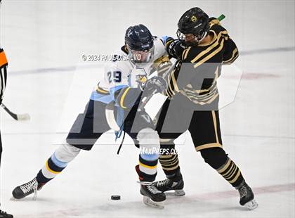 Thumbnail 1 in Monarch @ Valor Christian photogallery.