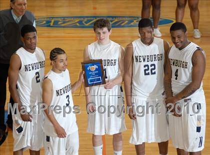 Thumbnail 1 in Newburgh Free Academy vs. Middletown (Section 9 Class AA Final) photogallery.