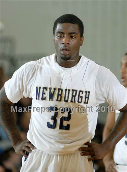 Thumbnail 3 in Newburgh Free Academy vs. Middletown (Section 9 Class AA Final) photogallery.
