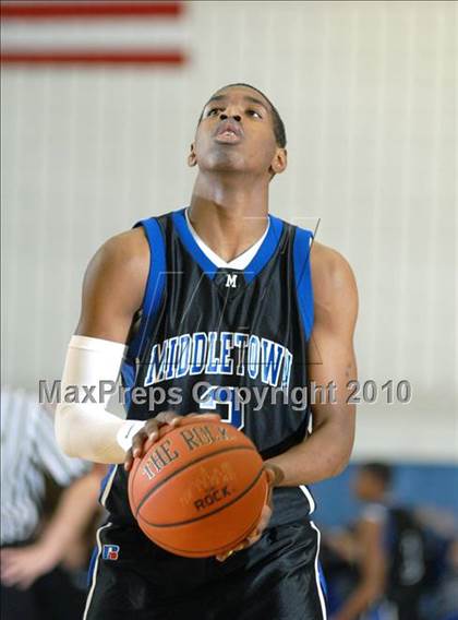 Thumbnail 2 in Newburgh Free Academy vs. Middletown (Section 9 Class AA Final) photogallery.