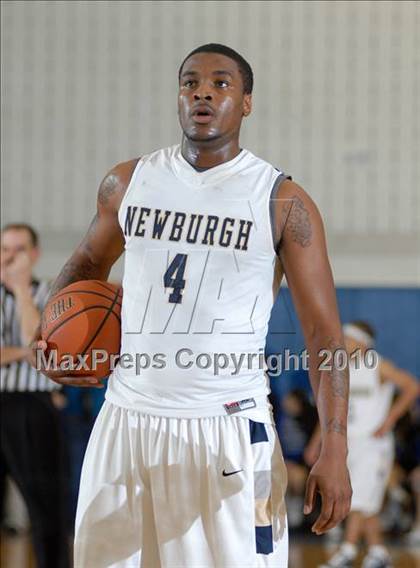 Thumbnail 3 in Newburgh Free Academy vs. Middletown (Section 9 Class AA Final) photogallery.