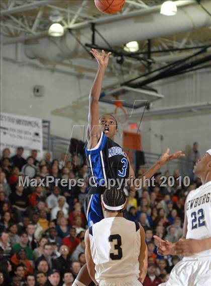 Thumbnail 2 in Newburgh Free Academy vs. Middletown (Section 9 Class AA Final) photogallery.