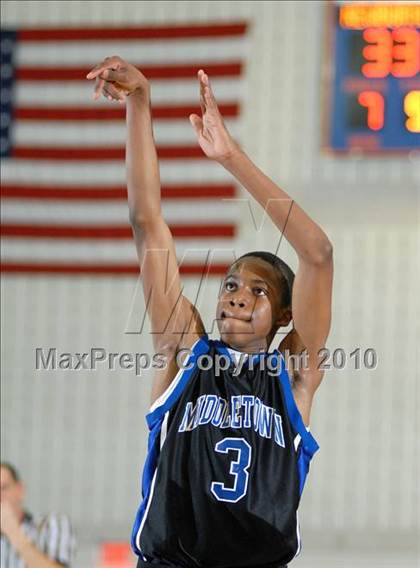 Thumbnail 3 in Newburgh Free Academy vs. Middletown (Section 9 Class AA Final) photogallery.