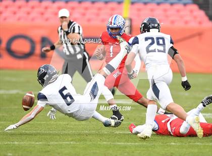 Thumbnail 2 in Columbine vs. Cherry Creek (CHSAA 5A State Final) photogallery.