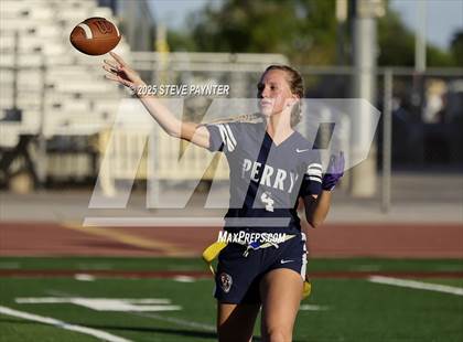 Thumbnail 2 in Perry @ Chandler photogallery.