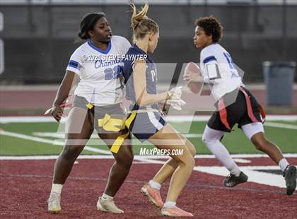 Thumbnail 1 in Perry @ Chandler photogallery.