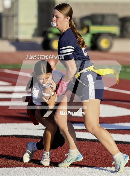 Thumbnail 1 in Perry @ Chandler photogallery.