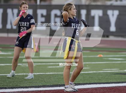 Thumbnail 3 in Perry @ Chandler photogallery.