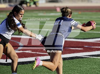 Thumbnail 1 in Perry @ Chandler photogallery.