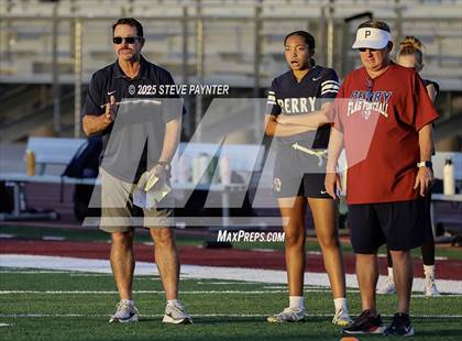 Thumbnail 1 in Perry @ Chandler photogallery.