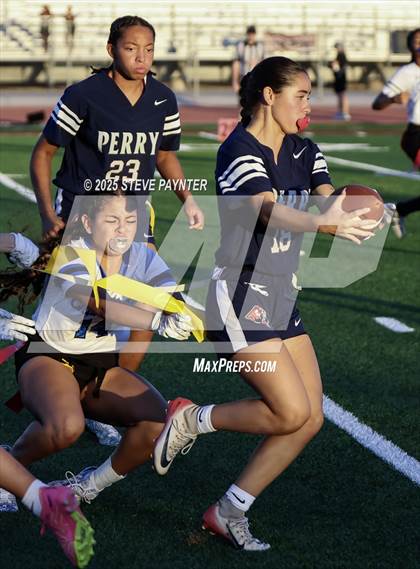 Thumbnail 3 in Perry @ Chandler photogallery.