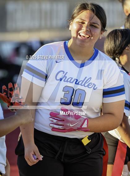 Thumbnail 1 in Perry @ Chandler photogallery.