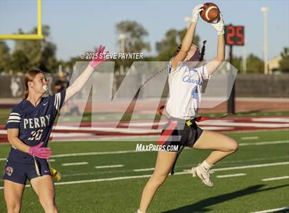 Thumbnail 1 in Perry @ Chandler photogallery.