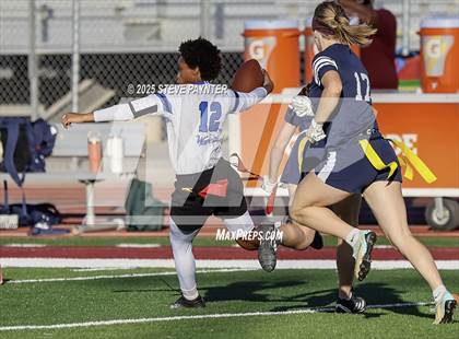 Thumbnail 1 in Perry @ Chandler photogallery.