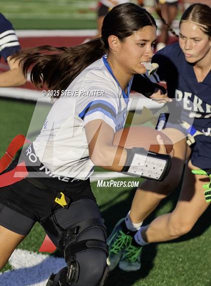 Thumbnail 1 in Perry @ Chandler photogallery.