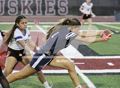 Thumbnail 1 in Perry @ Chandler photogallery.