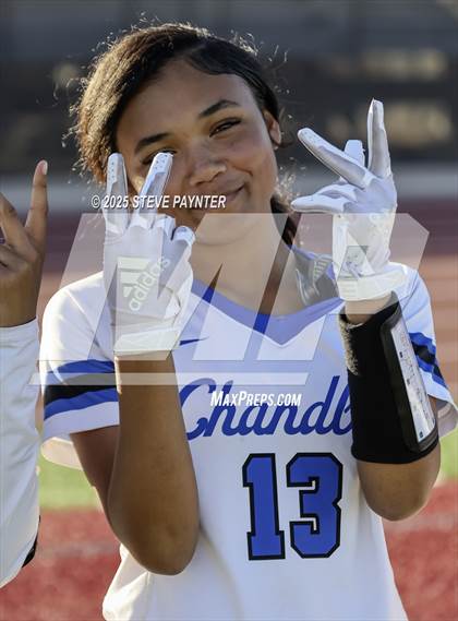 Thumbnail 1 in Perry @ Chandler photogallery.