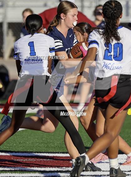 Thumbnail 2 in Perry @ Chandler photogallery.