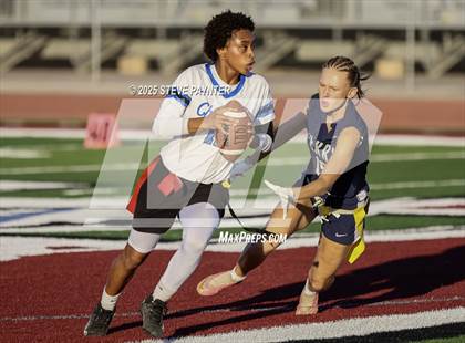 Thumbnail 1 in Perry @ Chandler photogallery.